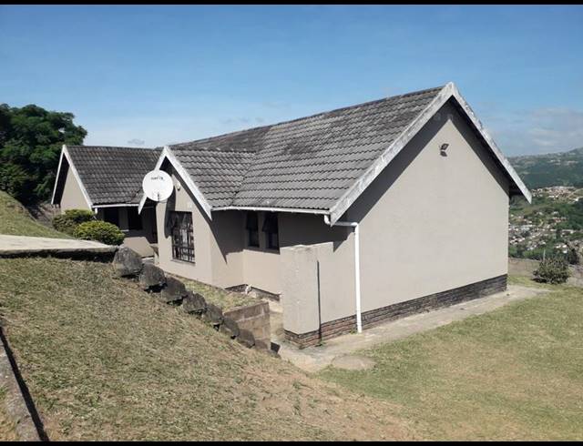 4 BEDROOM HOUSE FOR SALE IN UMLAZI J